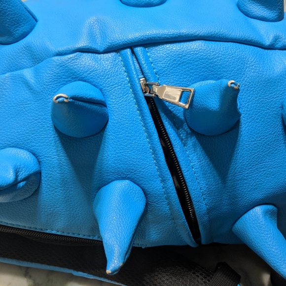 MadPax backpack - Picture 3 of 5